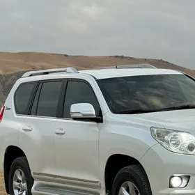 Toyota Land Cruiser Prado 2013
