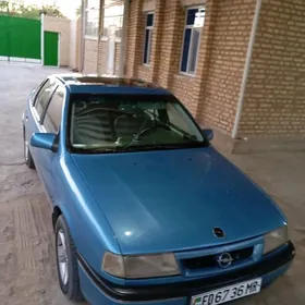 Opel Vectra 1992