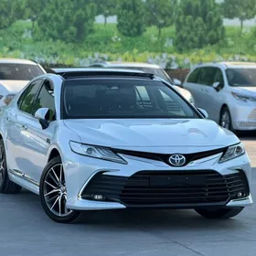 Toyota Camry 2023