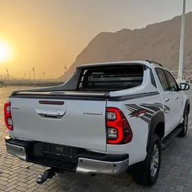 Toyota Hilux 2023