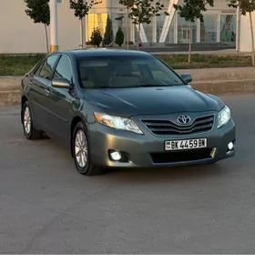 Toyota Camry 2010