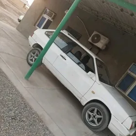 Lada 2108 1989