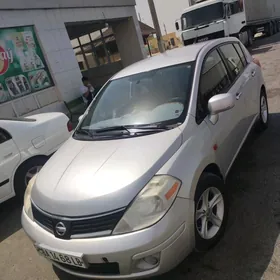 Nissan Versa 2010