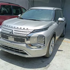 Mitsubishi Outlander 2022