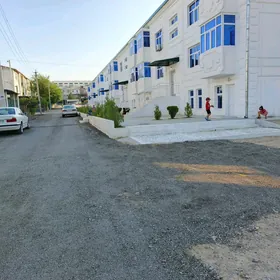 Satlyk Sövda Nokady (podval)