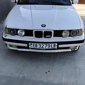 BMW 525 1990
