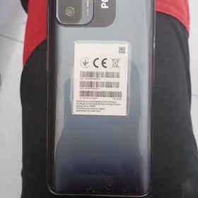 pocco m5s