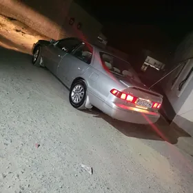 Toyota Camry 2000