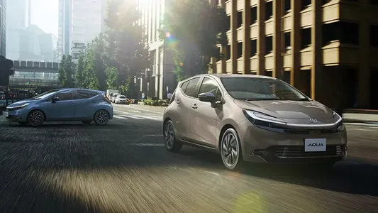 Toyota akula-ýekedaban äheňinde Aqua hetçbegini çykardy