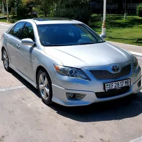 Toyota Camry 2011