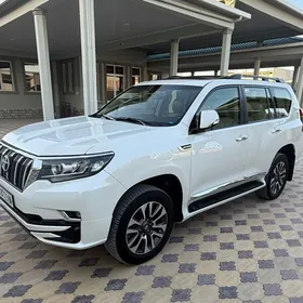 Toyota Land Cruiser Prado 2021