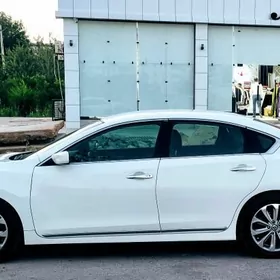 Nissan Altima 2017