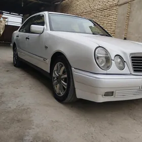 Mercedes-Benz E320 1998