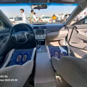Toyota Camry 2010