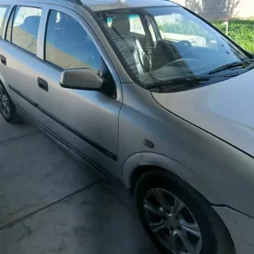 Opel Astra 2000