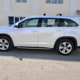Toyota Highlander 2019