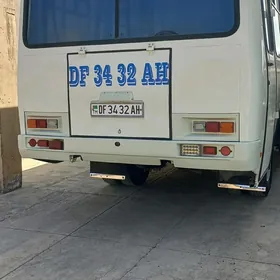 ПАЗ 3205 1990