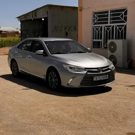 Toyota Camry 2017