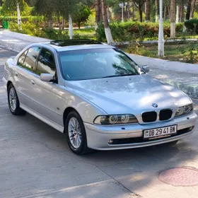 BMW E39 2001