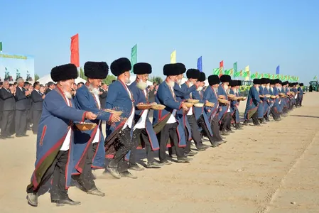Türkmenistanda güýzlük bugdaý ekişi başlandy