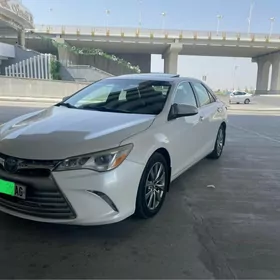 Toyota Camry 2017