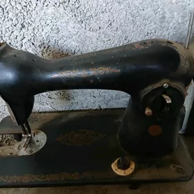 gadymy maşyn kele