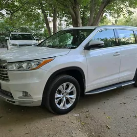 Toyota Highlander 2015
