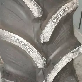 Traktor 460/85R38 380/85R28