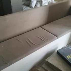 Satlyk mebel diwan