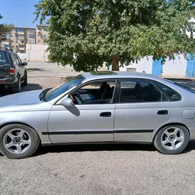 Toyota Carina 1996