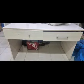 стол