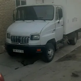 Zil 4331 2002