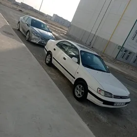 Toyota Carina 1993