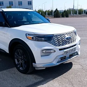 Ford Explorer 2022