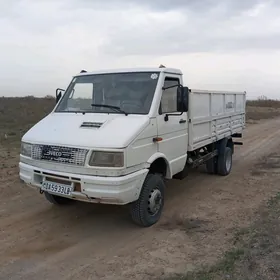 Iveco EuroCargo 2000