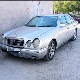Mercedes-Benz E320 1997