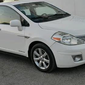 Nissan Versa 2009