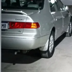 Toyota Camry 2000