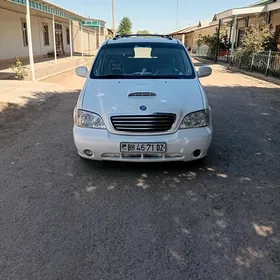 Kia Carnival 2002