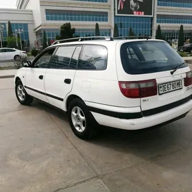 Toyota Carina 1993