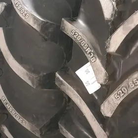 Traktor 520/85R38 16.9/R24