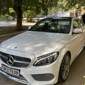 Mercedes-Benz C300 2015
