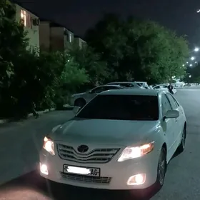 Toyota Camry 2010