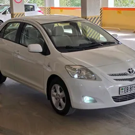 Toyota Yaris 2008