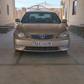 Toyota Camry 2005