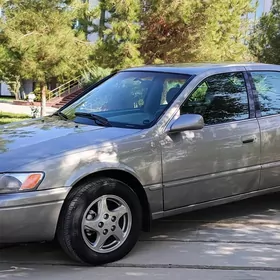 Toyota Camry 1998