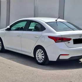 Hyundai Accent 2022