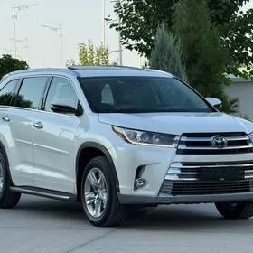 Toyota Highlander 2019