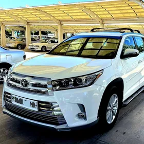 Toyota Highlander 2019