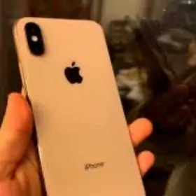iPhone XS